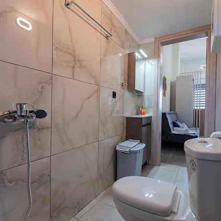 Living By Rentalspro - Nea Halkidiki Apartament Flogita